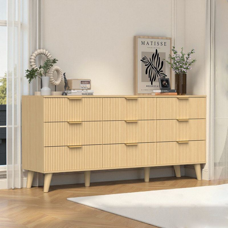 Commode 9 tiroirs cannelée en bois