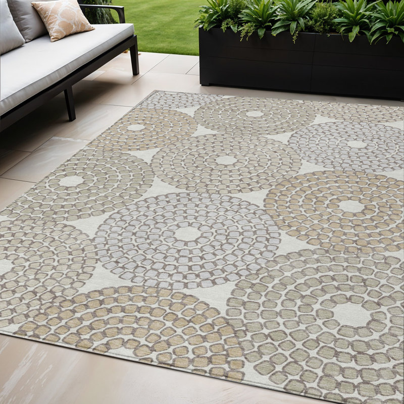 Tapis intérieur / extérieur géométrique lavable 5 pi x 8 pi brun et gris ivoire