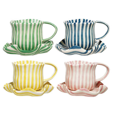 Ensemble de soucoupes à volants Artisan