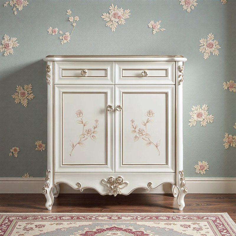 Armoire à chaussures sculptée de style français