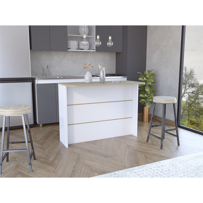 Îlot de cuisine polyvalent en pin avec beaucoup de rangement et espace de travail spacieux pour des aventures culinaires