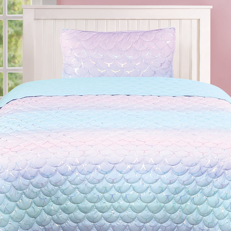 Quilt, Twin Quilt + 1 Standard Shams