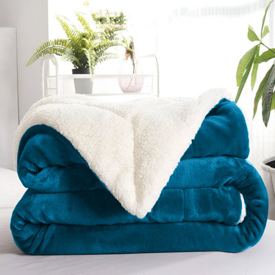 Kaylie Soft Sherpa Fleece Fur Thick Dual Sided Reversible Blanket Throw