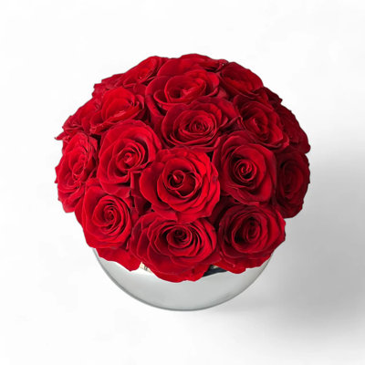 Arrangement de roses préservées dans un vase
