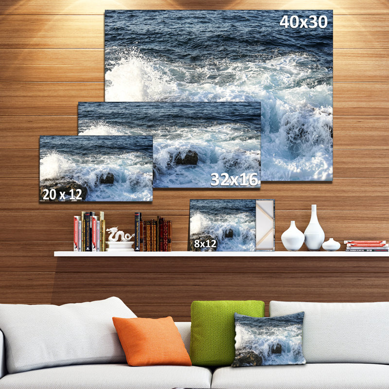 « ondulation break on stony beach », reproduction de photo sur toile tendue encadrée, H 12 po x l 20 po x P 1 po