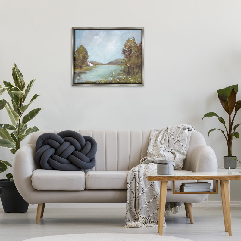 Cadre flottant Distant Cottage Across River, design par Amanda Hilburn, H 25 po x l 31 po, Cadre flottant gris lustré