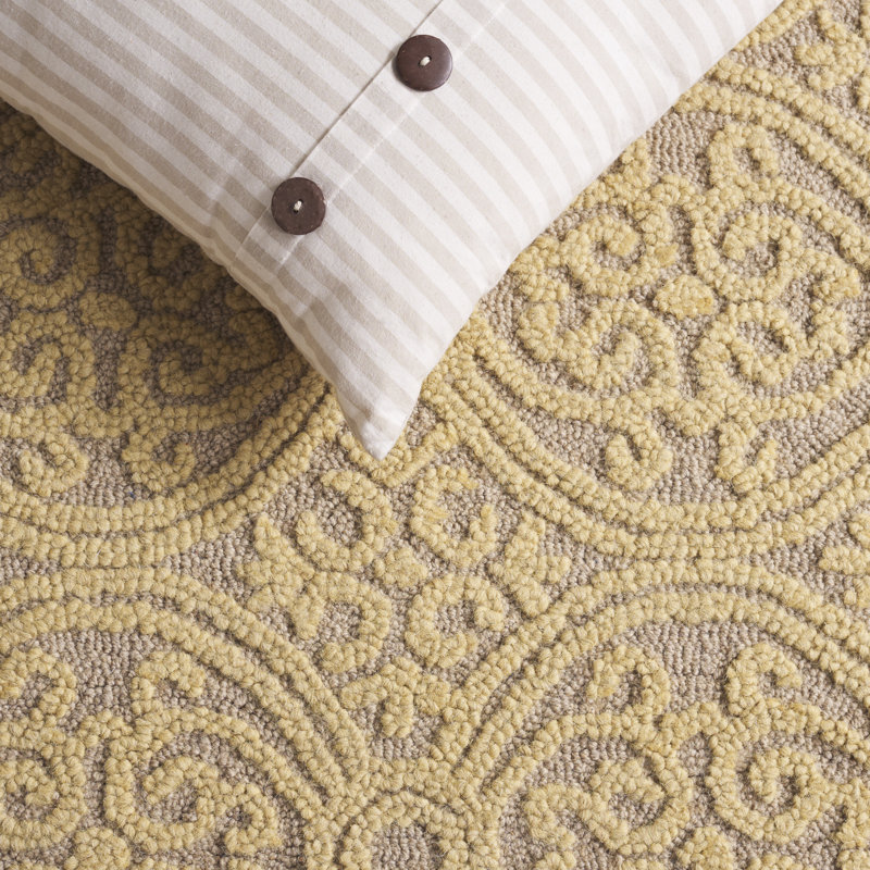 Sadik Cambridge Hand Tufted Wool Geometric Rug, Round 4'