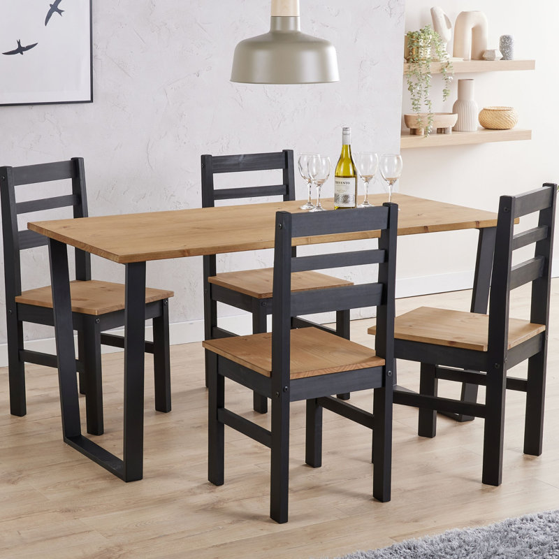 Texas 4 - Person Dining Set, 75cm H x 150cm W x 75cm D