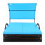 Chaise longue d'extérieur à structure en acier avec dossier réglable, lit de bronzage double avec table d'appoint cachée et accoudoirs arqués, convient pour la terrasse de la piscine, le jardin et la cour-680556724