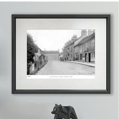 Castleton, Cross Street 1909 - Single Picture Frame Print