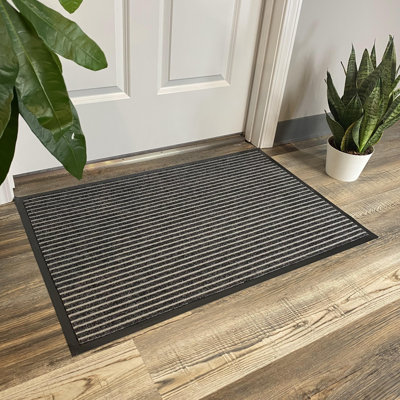 Aritza Non-Slip Striped Doormat