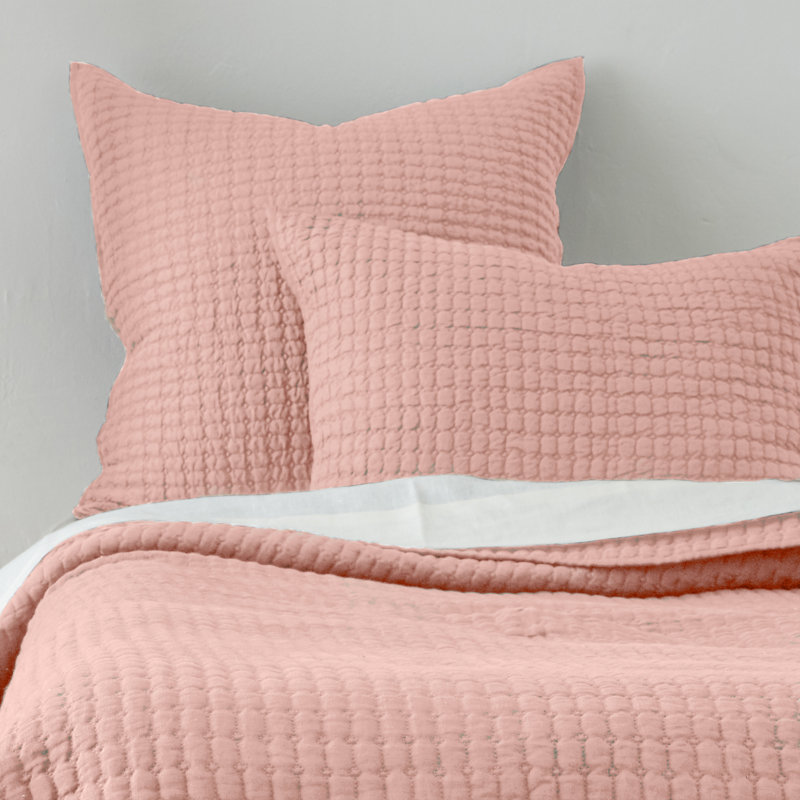 Cathalina Linen Quilt, Petal Pink, Queen Quilt