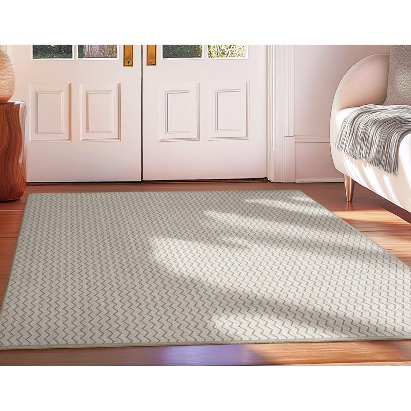 Kehr Mesa Ivory Chevron Tribal Flatwoven Rug – Easy Clean & Durable, Rectangle 3'3" x 5'