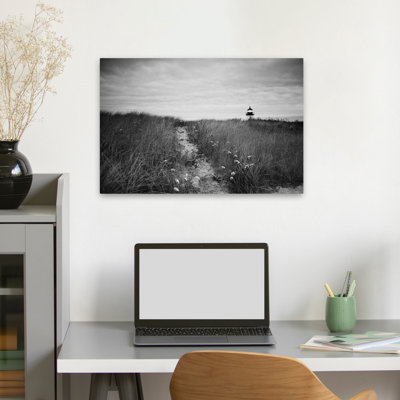 Nantucket Light Contemporary Black Black And White Floral Beach Beach Gras