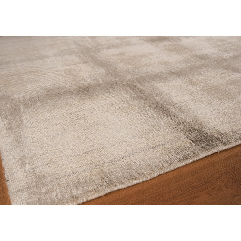 Chroma Geometric Area Rug in Ivory/Silver, Rectangle 8' x 10'