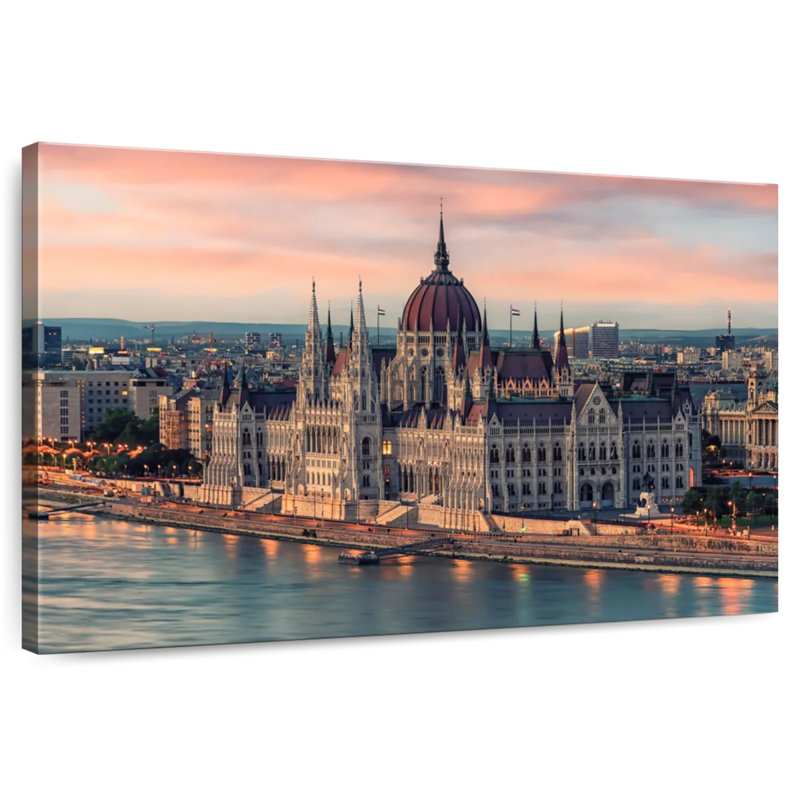 R camion du bâtiment du Parlement hongrois à Budapest, H 26 po x l 39 po