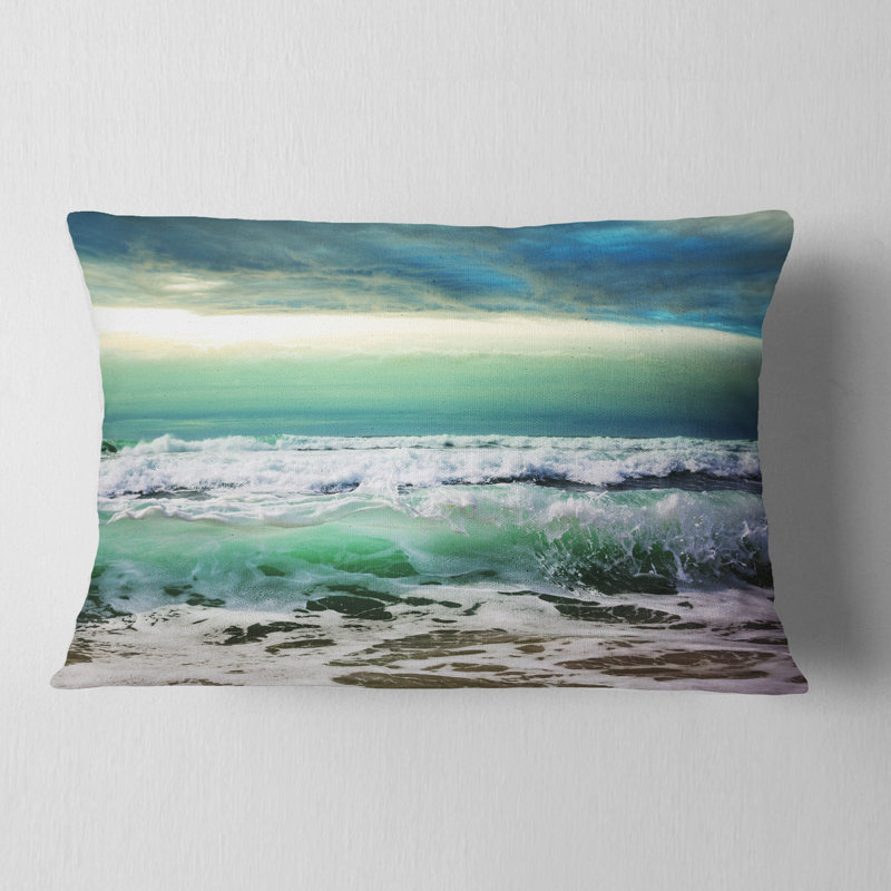 Coussin Green Green Waves et Blue Sky - Sea & Shore, Rectangle, 12 po x 20 po