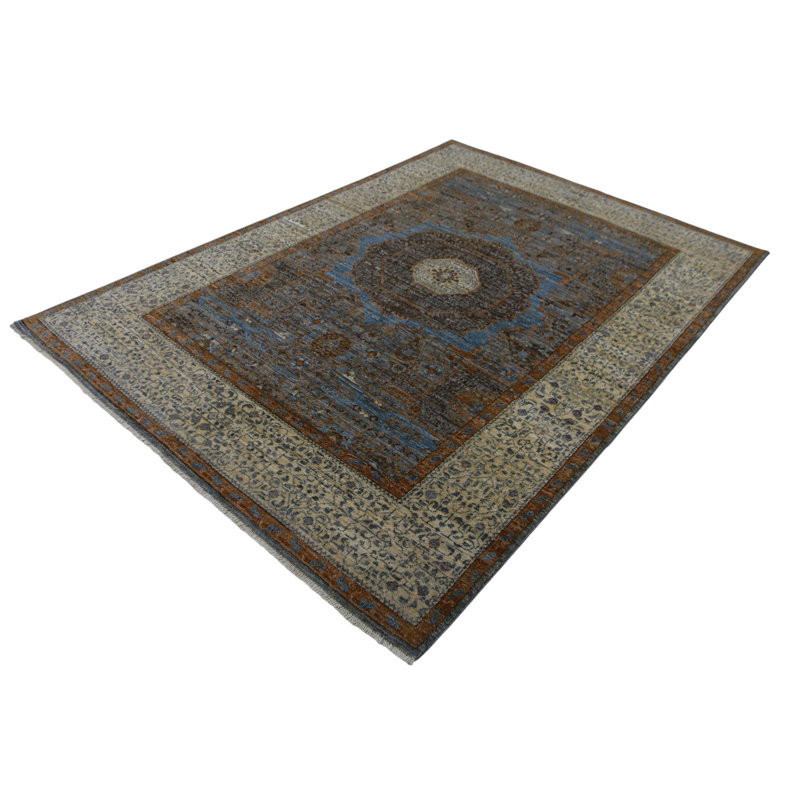 Hand Knotted Wool Area Rug in Silver And White, Rectangle 4'9" x 6'10"