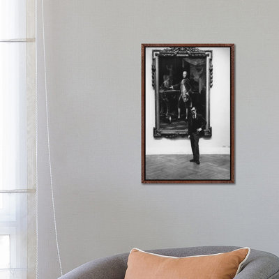 Woody Allen at the Met (NYC, 1963) by Ruth Orkin - Photograph Print on Canvas