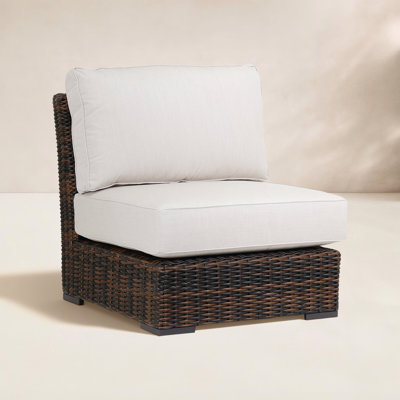 Chaise de patio sans accoudoirs Parris avec coussins Sunbrella®