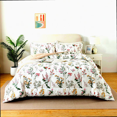 Floral Breeze Lightweight Comforter Set - Twin Size 3Pcs, Colorful Flower Printed Bedding, Ultra Soft Cotton Down Alternative, Farmhouse Style with Pillow Shams - White Summer Bed Set