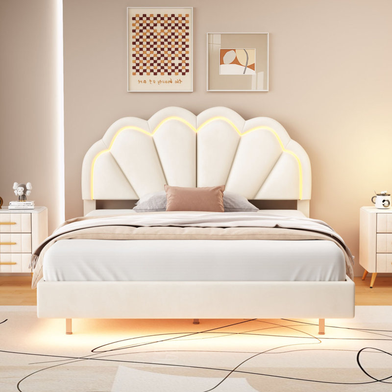 Lit à panneau tapissier Kasmira, Grand, Beige