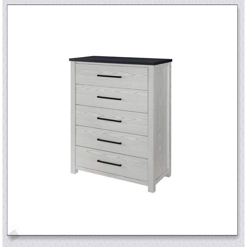 Commode beige Avery avec tiroirs spacieux et design contemporain pour des solutions de rangement modernes
