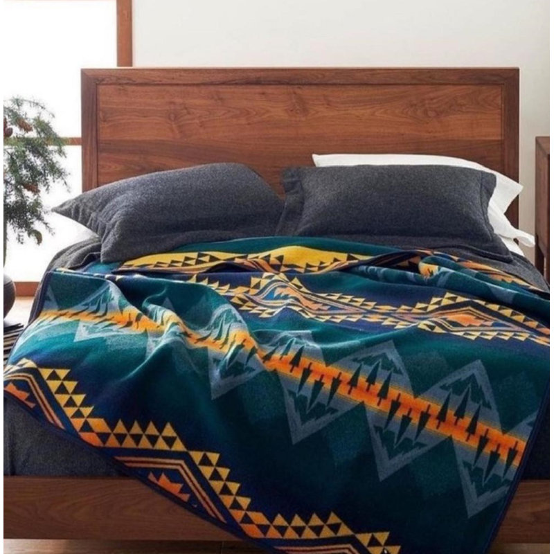Pendleton Wildland Heroes Throw