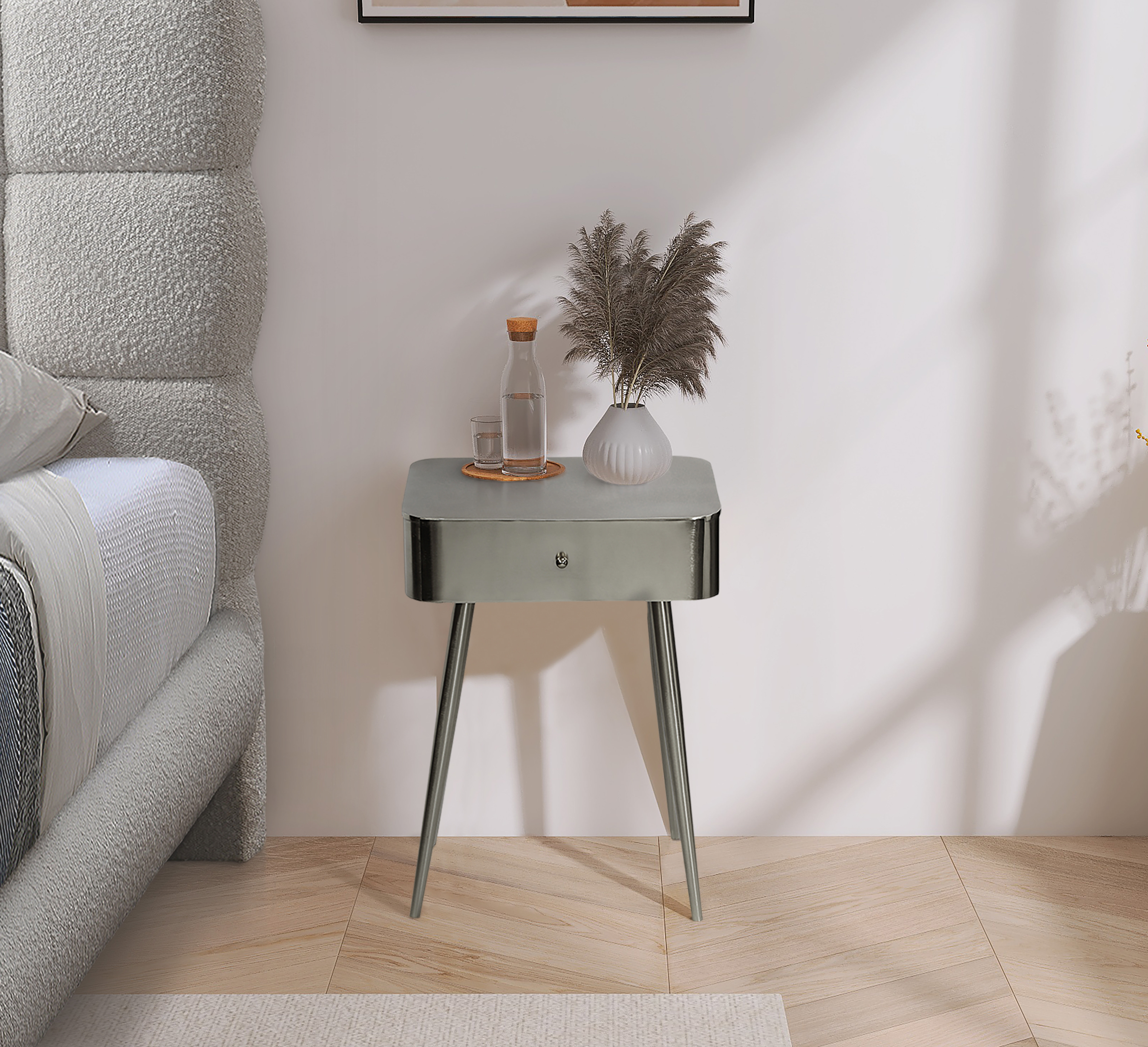 Kiyotsugu 17'' W Metal Nightstand