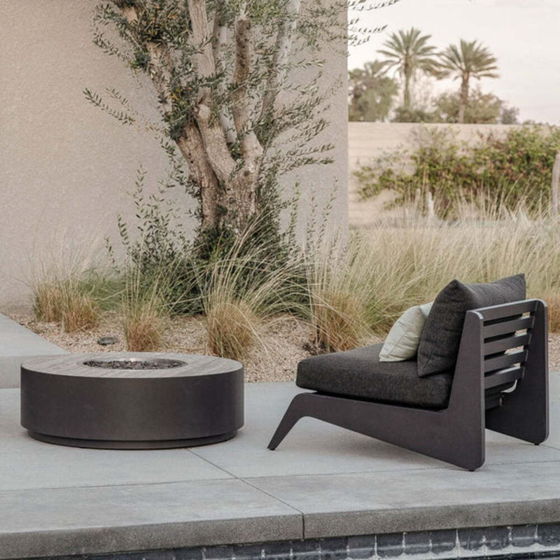 Round Fire Table