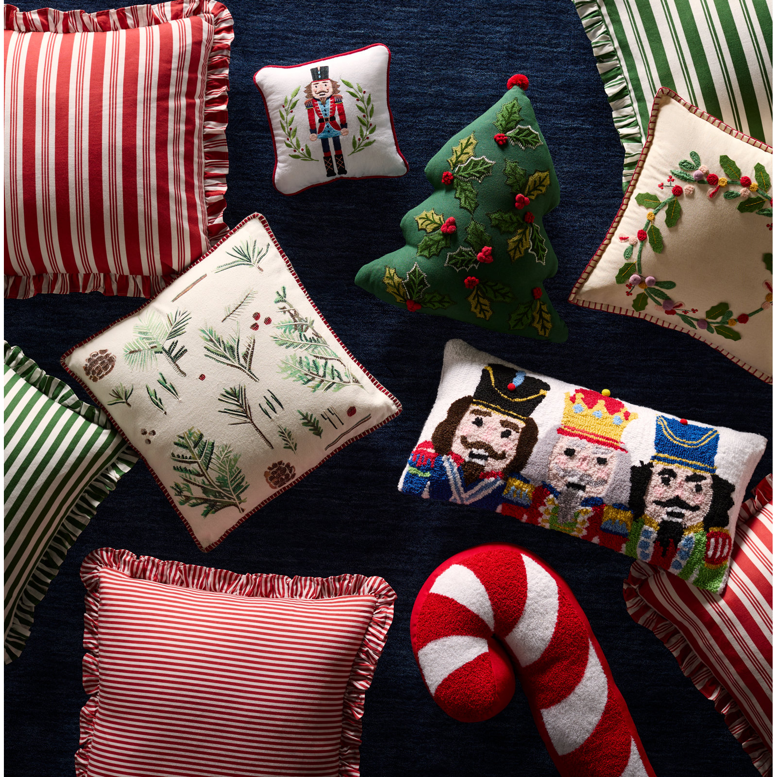  Nutcracker Wreath Embroidered Throw Pillow