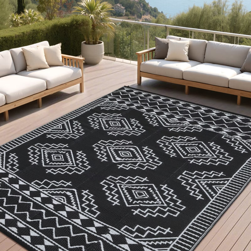 Large Outdoor Plastic Straw Rug Waterproof Outdoor Carpet Reversiable Patio Rug, Lightweight Portable Camping Mat, Easy-to-Clean Porch Floor Mat