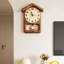 Horloge murale brune en bois massif