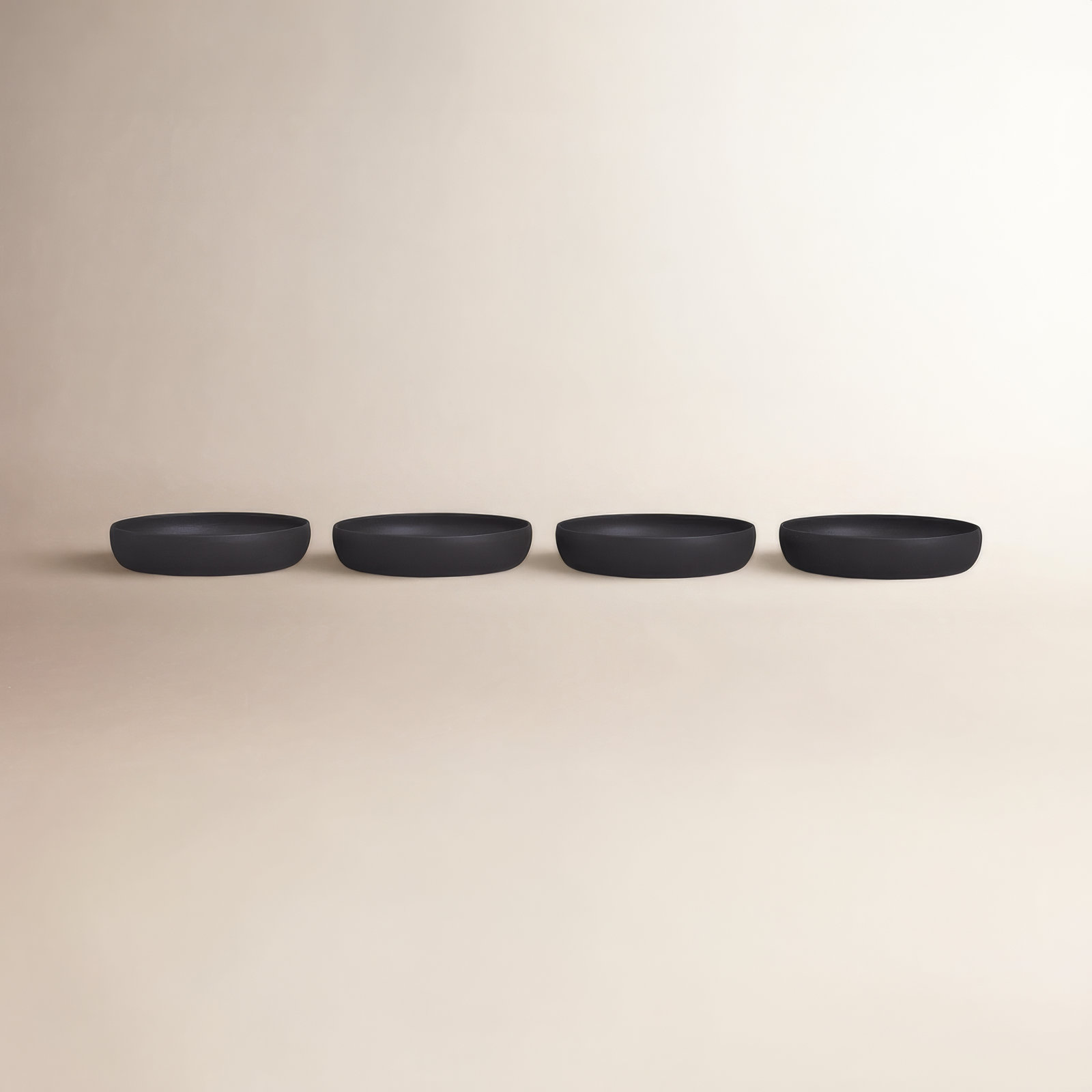 Borgen 33 oz. Salad Bowl, Basalt