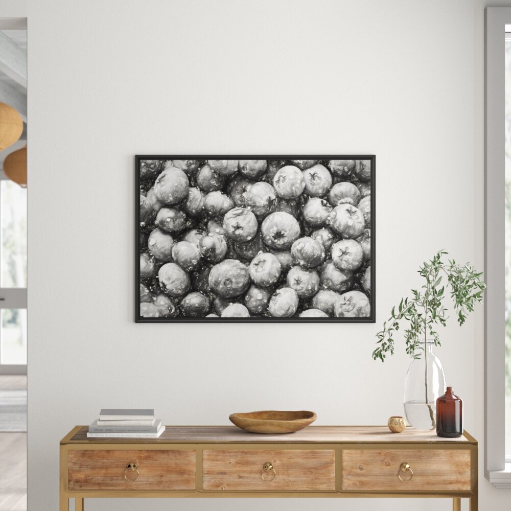 Gerahmtes Wandbild Blaubeeren mit Wassertropfen Kunst