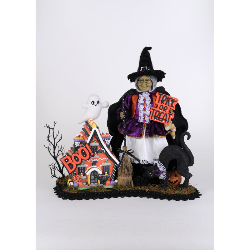 Lighted Willow's Haunted House