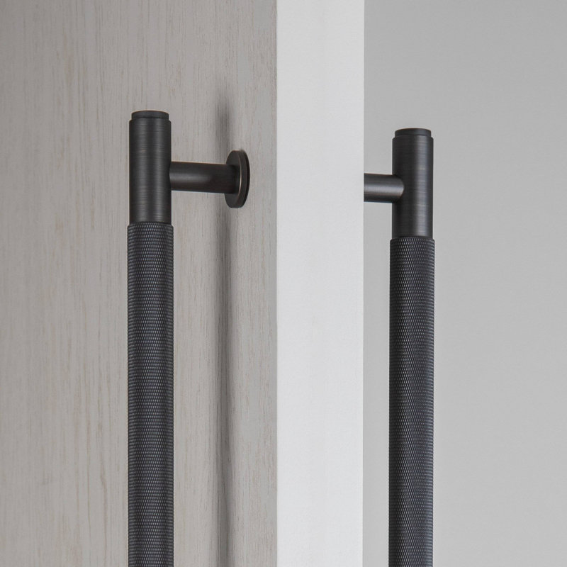 Bar / Handle Pull, Smoked Bronze