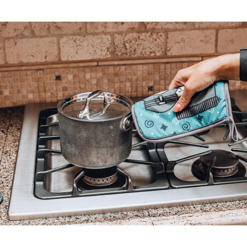 Ukonic Abstract Cotton Blend Potholder Set