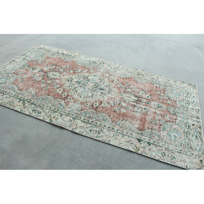 Charming Vintage Turkish Oushak Rug Perfect for Classic Home Decor