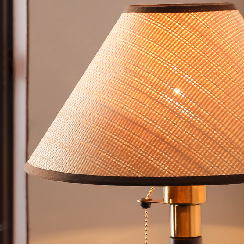 Petite lampe de table moderne en bois massif beige avec abat-jour en papier pour le salon de la chambre à coucher, ampoule incluse