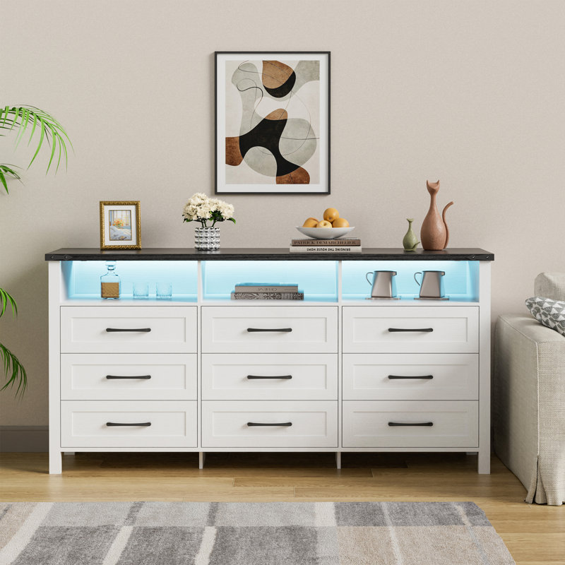 Commode 9 tiroirs l 63 po avec lumière DEL