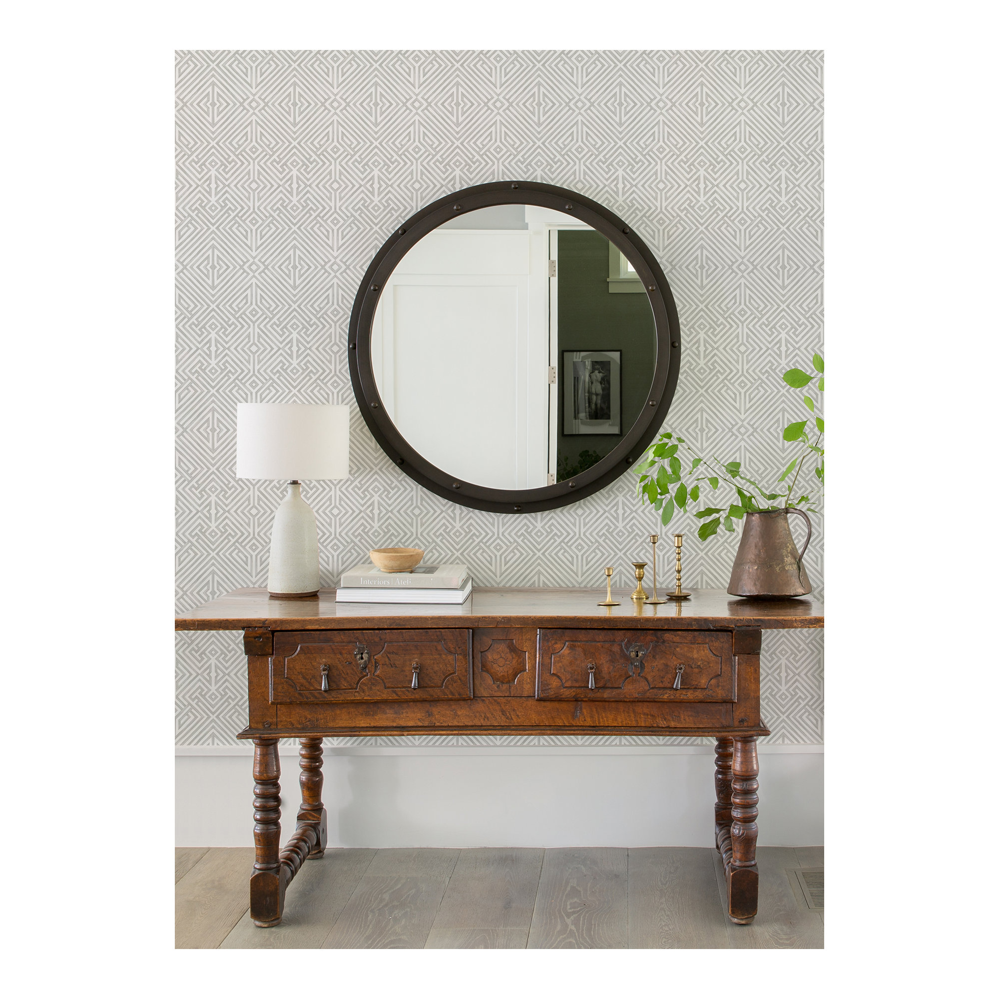 Shauni 33' L x 20.5' W Wallpaper Roll, Silver