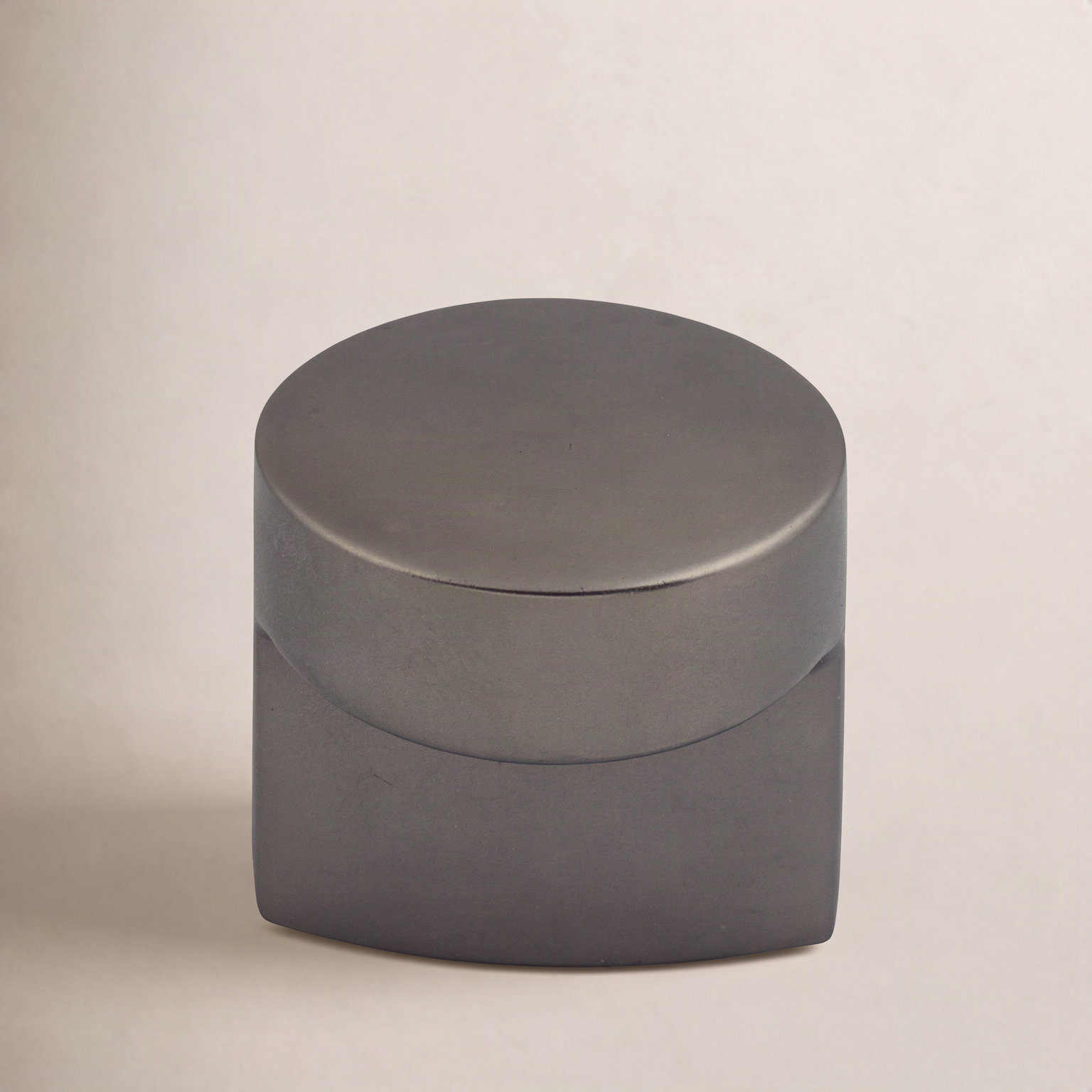Hartridge Cylindrical Cabinet Knob, Ash Gray