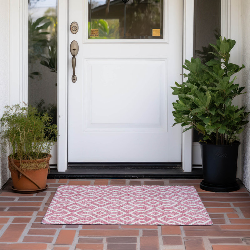 Tapis intérieur / extérieur Kaylani avec envers antidérapant, Rectangle 1 pi 8 po x 2 pi 6 po