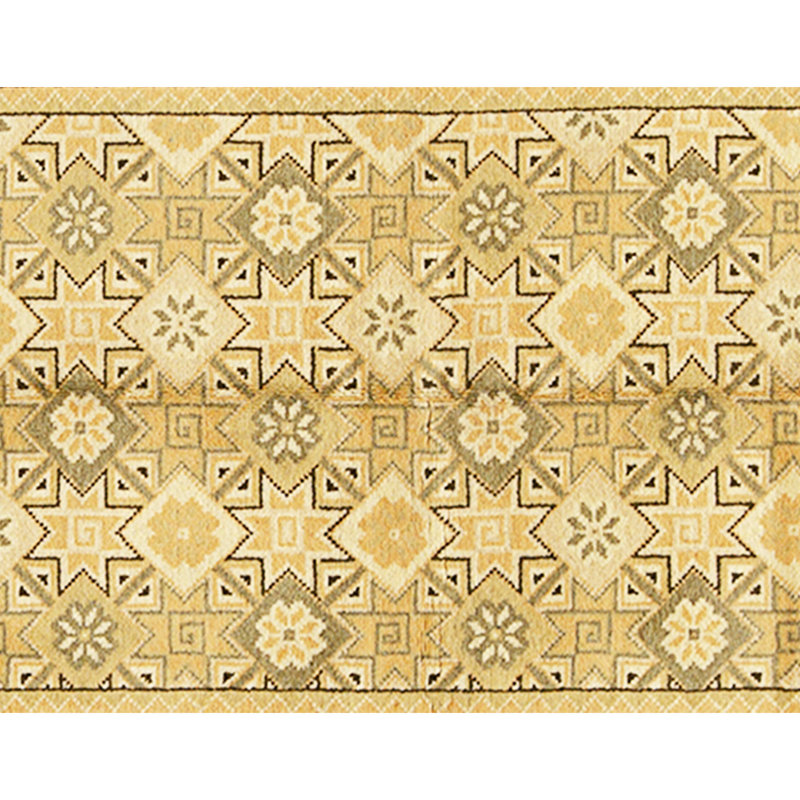 Hand Knotted Wool Area Rug in Ivory And Beige