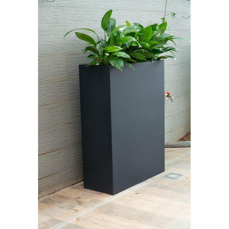Bac à fleurs en fibre de verre Connoisseur, Noir, H 19 po x l 8 po x P 36 po
