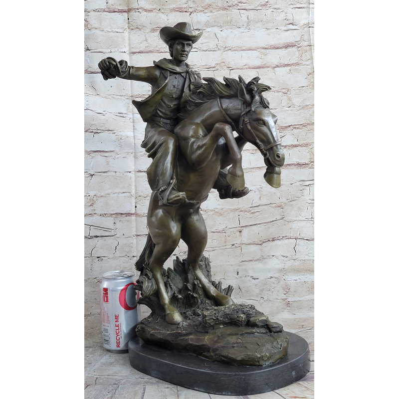 Figurines et sculptures
