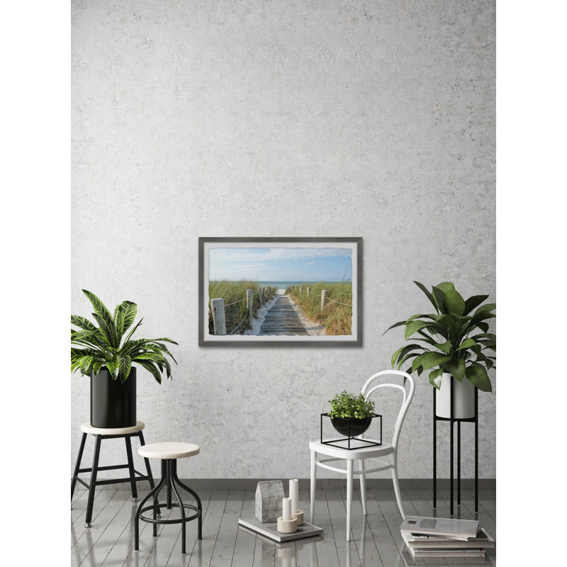 Rope Railings - Single Picture Frame Painting, 41 cm H x 61 cm W