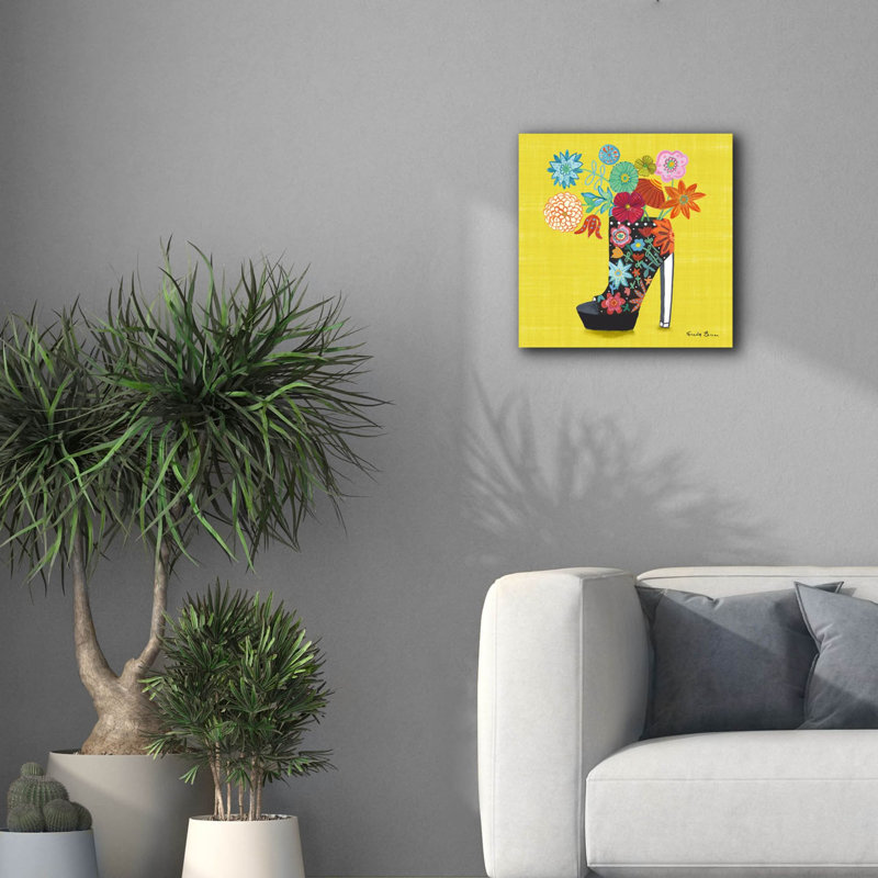 Toile épique Graffiti «Love Shoes 2 Bright» par Farida Zaman, 18 po x 18 po, H 18 po x l 18 po