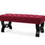 Rouge sophistiqué avec un revêtement luxueux et des détails de coutures en diamant, superbe banc, siège confortable capitonné